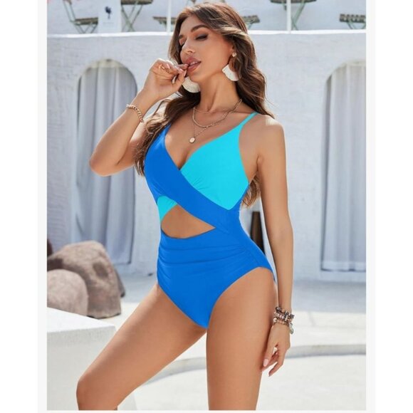 Blooming Jelly Womens One-Piece Swimsuit Blue Cross Cutout Design Size M Beach - Picture 4 of 11